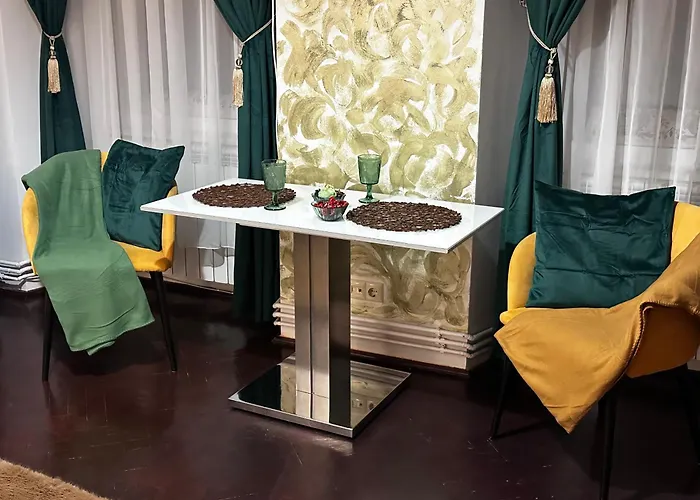 Tobacco Sforii Apartment